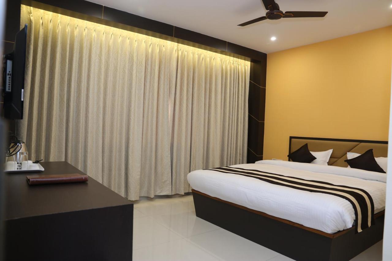Hotel Ds International Jamshedpur Bagian luar foto