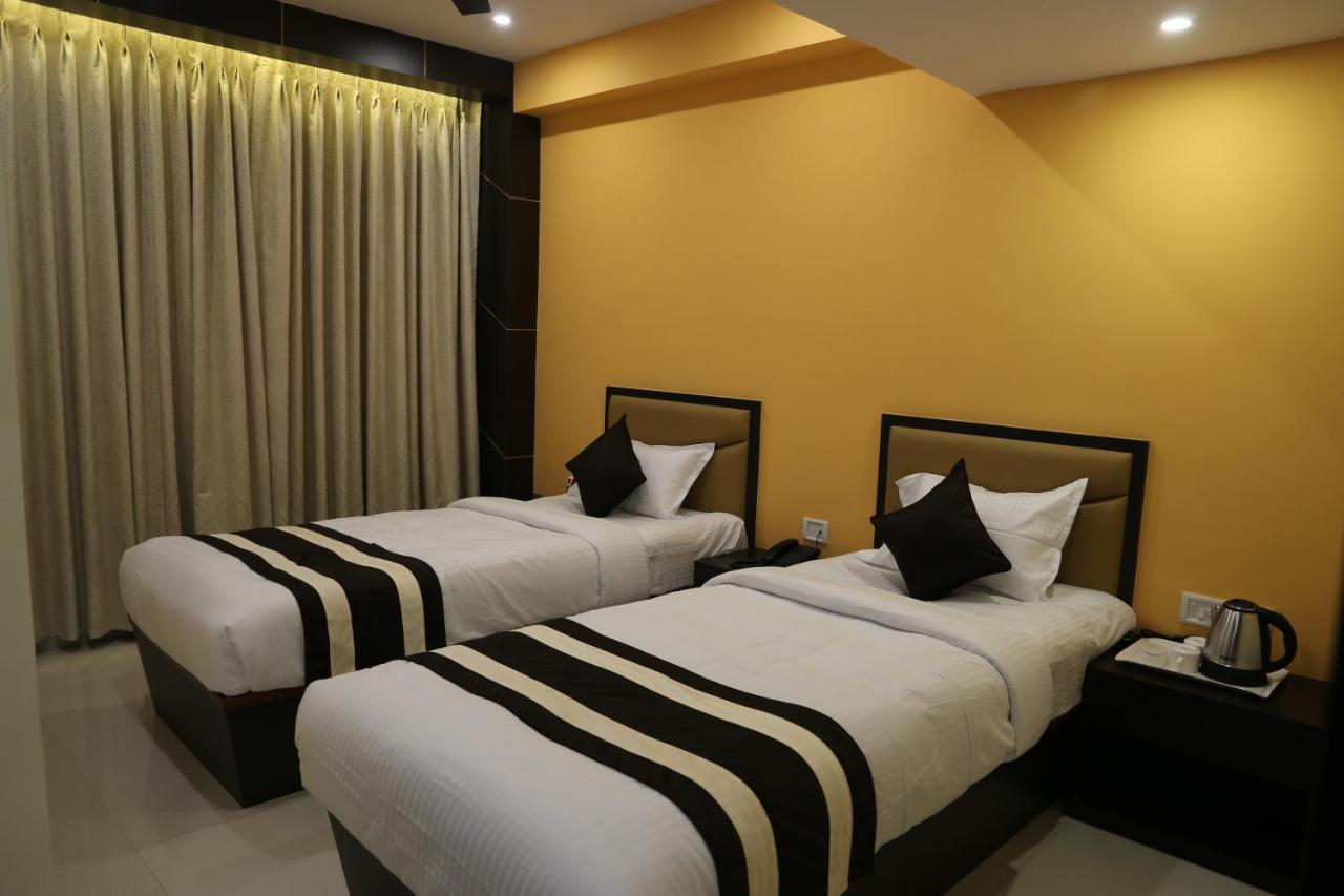 Hotel Ds International Jamshedpur Bagian luar foto